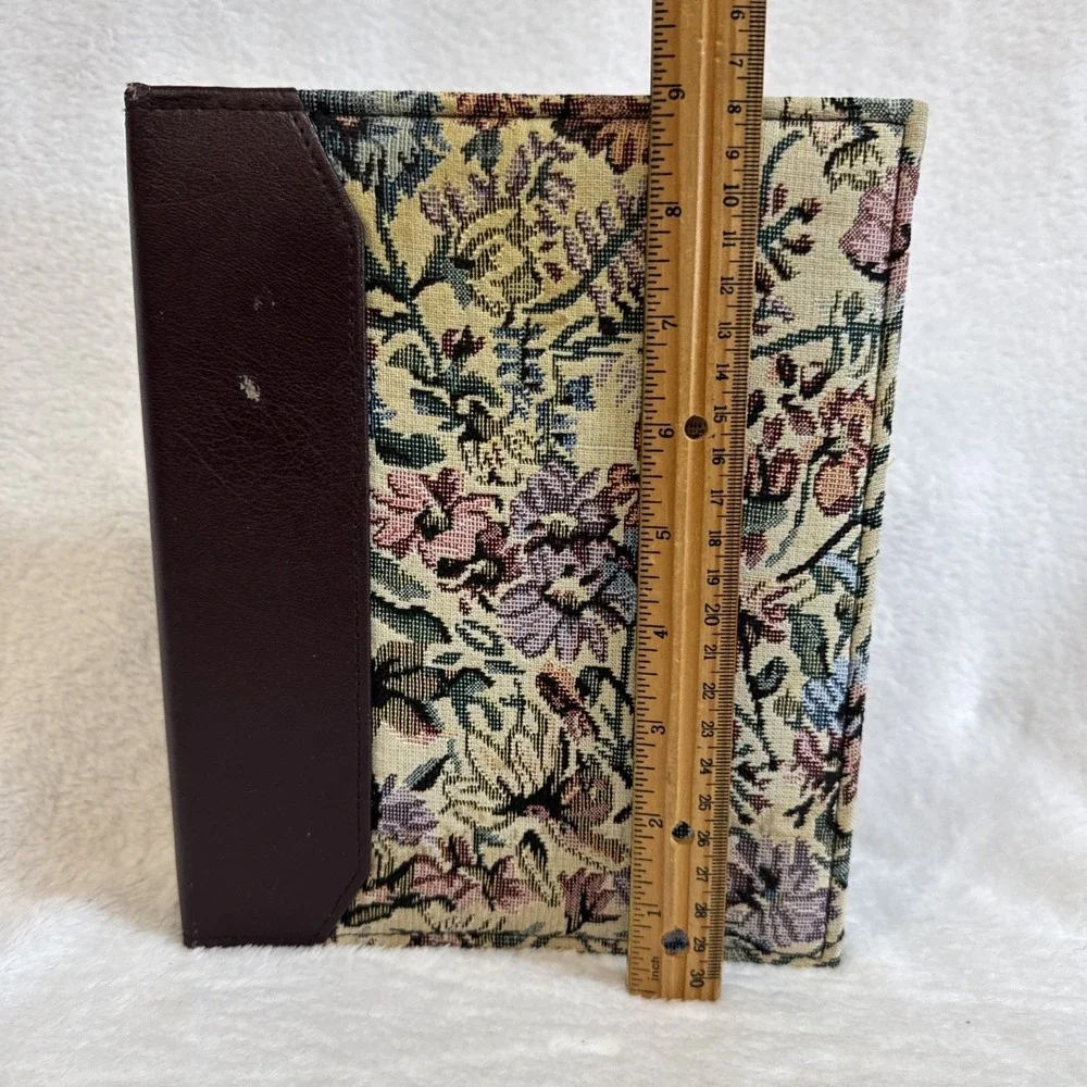 Vintage Floral Tapestry Photo Album Faux Leather Spine Burgundy 7x9